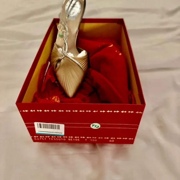 René Caovilla Satin Crystal Embellishments Slingback Pumps
